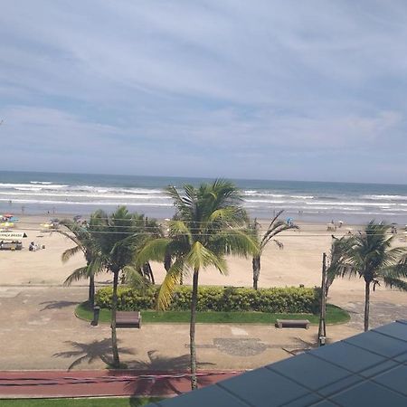 Frente Para O Mar - Vista Espetacular De Todos Os Comodos Praia Grande  Luaran gambar